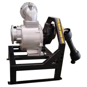 водяний насос з приводом від валу відбору потужності трактора